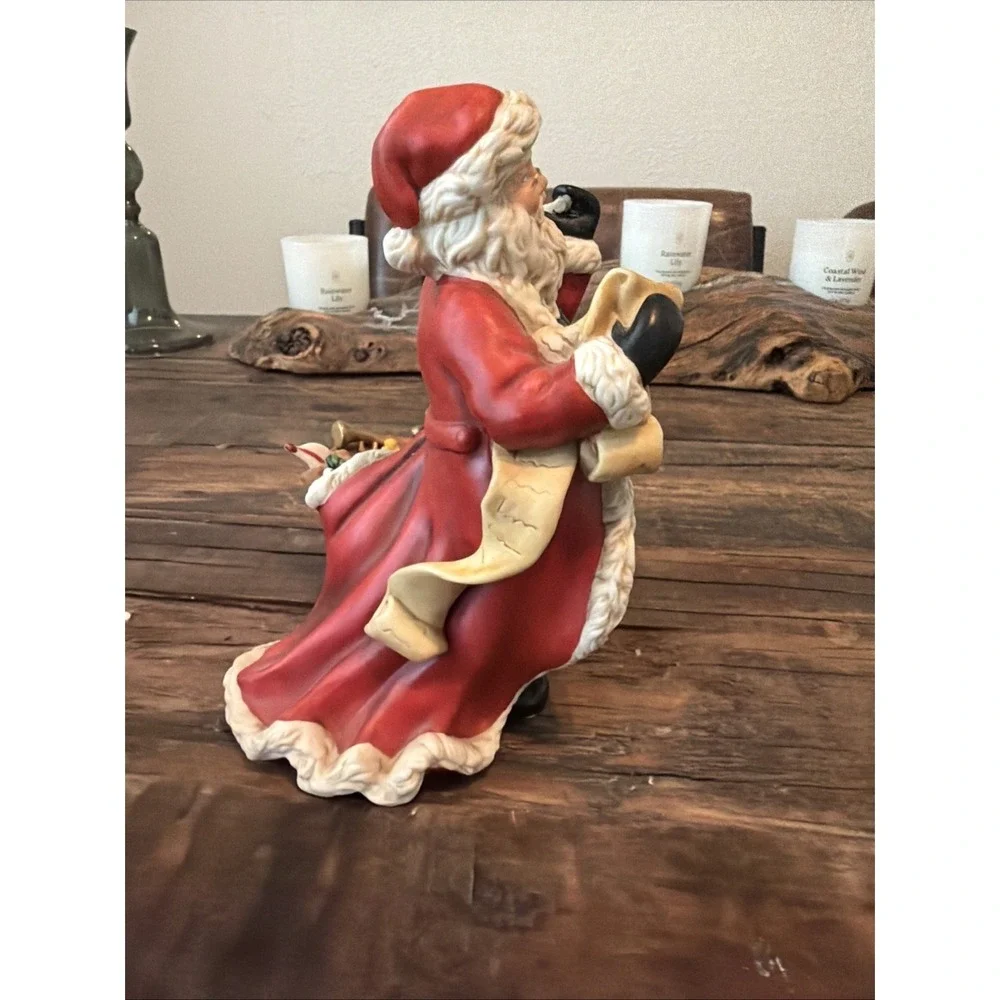 Partylite P9841 Christmas Santa Checking His List Tealight/Votive Candle Holder!